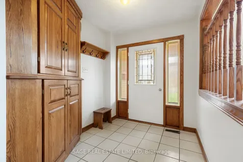 34 Carter Crescent Whitby ON L1N 6C4
