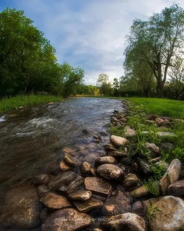 39 Elizabeth Street W Clearview ON L0M 1G0