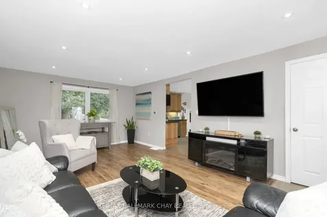 39 Elizabeth Street W Clearview ON L0M 1G0