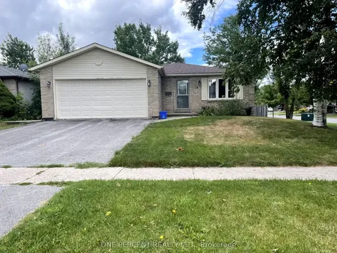 18 Craig Crescent N Barrie ON L4N 5X2