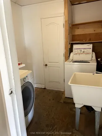 18 Craig Crescent N Barrie ON L4N 5X2