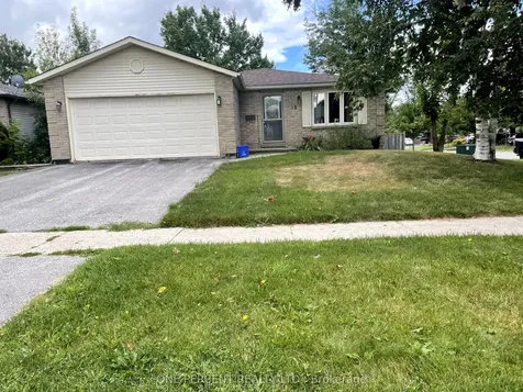 18 Craig Crescent N Barrie ON L4N 5X2