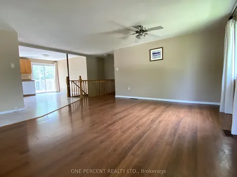 18 Craig Crescent N Barrie ON L4N 5X2