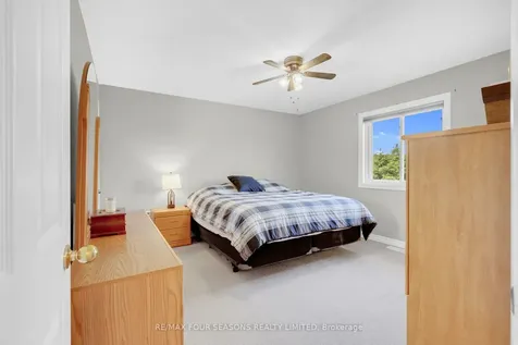 3354 3/4 Sunnidale Side Road Clearview ON L0M 1N0