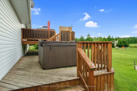 3354 3/4 Sunnidale Side Road Clearview ON L0M 1N0