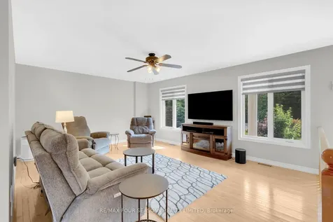 3354 3/4 Sunnidale Side Road Clearview ON L0M 1N0