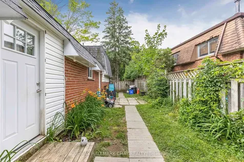 95 Farmingdale Crescent Barrie ON L4M 5E6