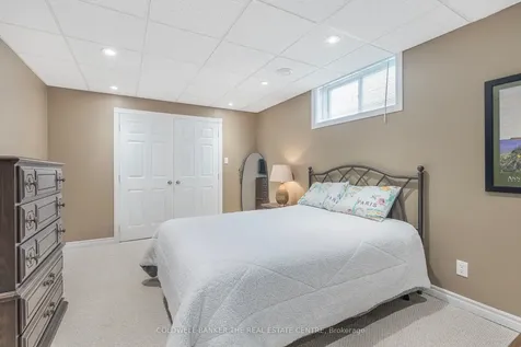 69 Miller Drive Barrie ON L4N 9X2