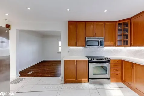 141 Ardagh Road Barrie ON L4N 3V5