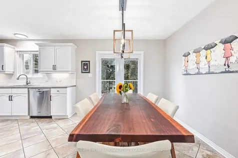 2 Bush Street Collingwood ON L9Y 4S9