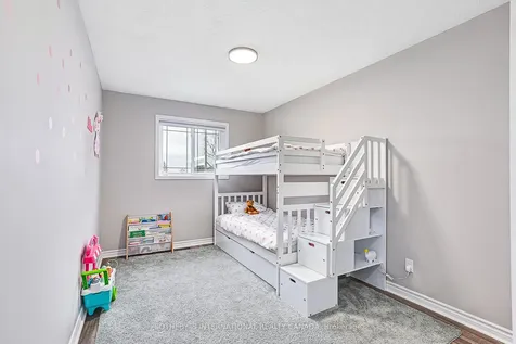 2 Bush Street Collingwood ON L9Y 4S9