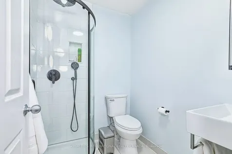 2 Bush Street Collingwood ON L9Y 4S9