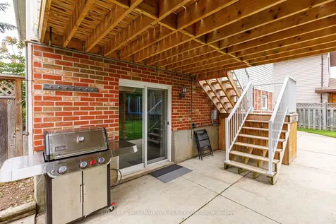 2 Bush Street Collingwood ON L9Y 4S9