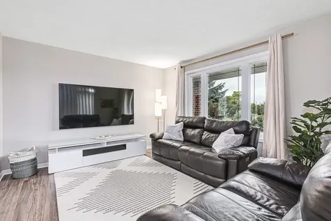 2 Bush Street Collingwood ON L9Y 4S9