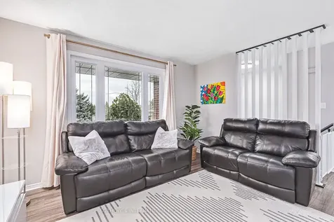 2 Bush Street Collingwood ON L9Y 4S9