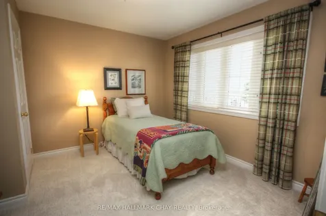 54 Cloughley Drive Barrie ON L4N 9T3