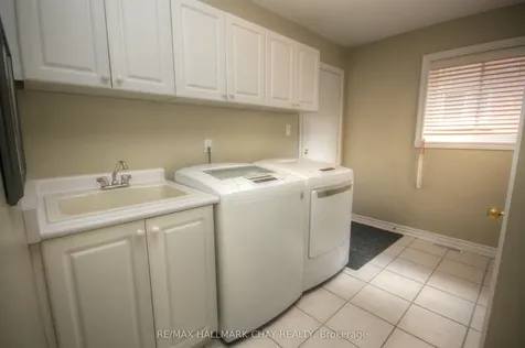 54 Cloughley Drive Barrie ON L4N 9T3