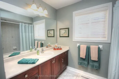 54 Cloughley Drive Barrie ON L4N 9T3