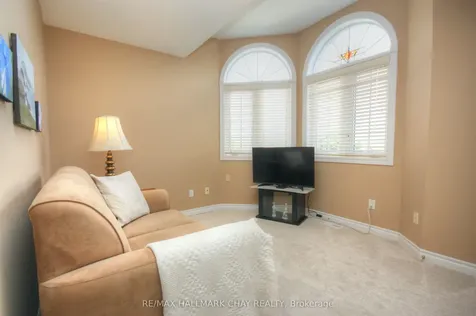 54 Cloughley Drive Barrie ON L4N 9T3