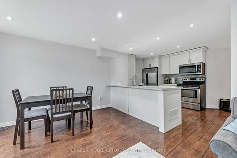 9 Coronation Parkway Barrie ON L4M 7J9