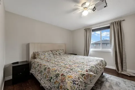 9 Coronation Parkway Barrie ON L4M 7J9