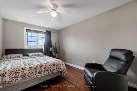 9 Coronation Parkway Barrie ON L4M 7J9