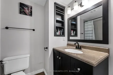 9 Coronation Parkway Barrie ON L4M 7J9