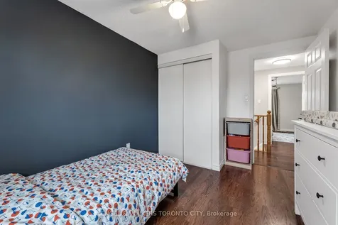 9 Coronation Parkway Barrie ON L4M 7J9