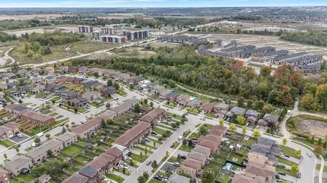 9 Coronation Parkway Barrie ON L4M 7J9