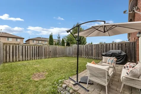 9 Coronation Parkway Barrie ON L4M 7J9