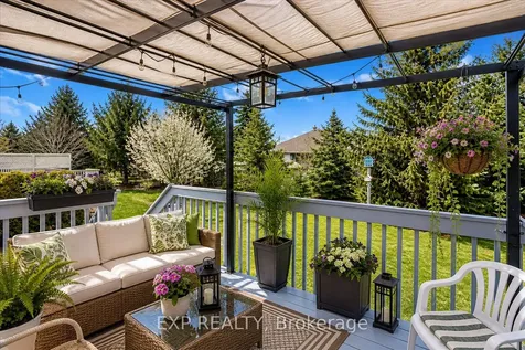 13 Masters Lane Wasaga Beach ON L9Z 1S9