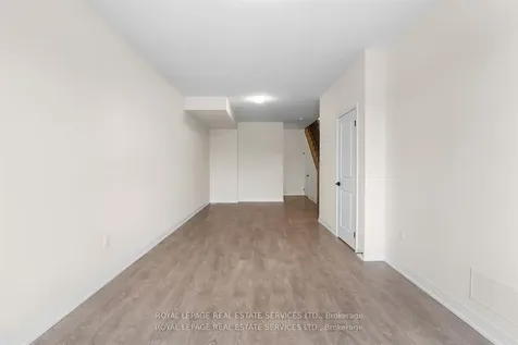 27 Cherry Hill Lane Barrie ON L4N 6K7