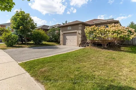 44 Hanmer Street E Barrie ON L4M 6V1