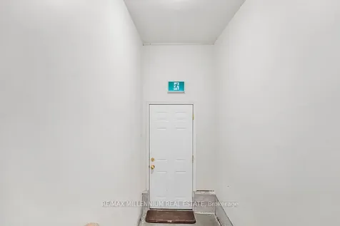 44 Hanmer Street E Barrie ON L4M 6V1