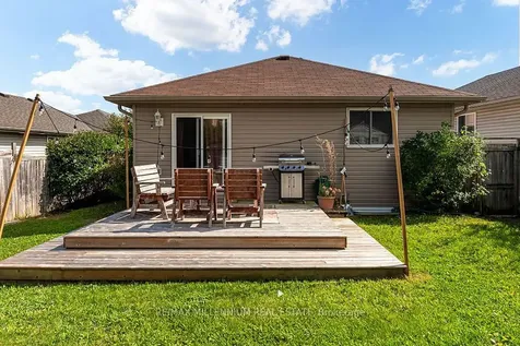 44 Hanmer Street E Barrie ON L4M 6V1