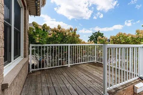 44 Hanmer Street E Barrie ON L4M 6V1