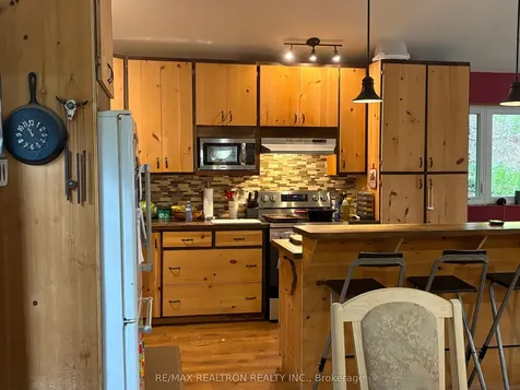 2089 Dwinnell Road Barrie ON L4M 4Y8