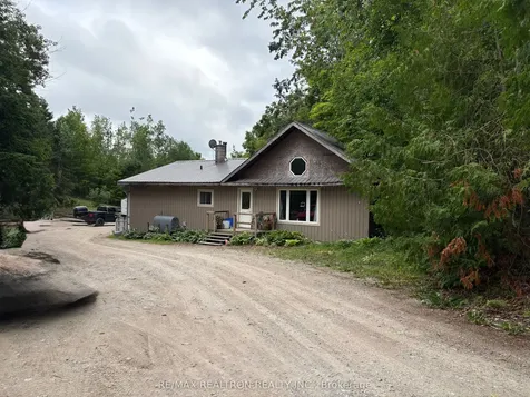 2089 Dwinnell Road Barrie ON L4M 4Y8