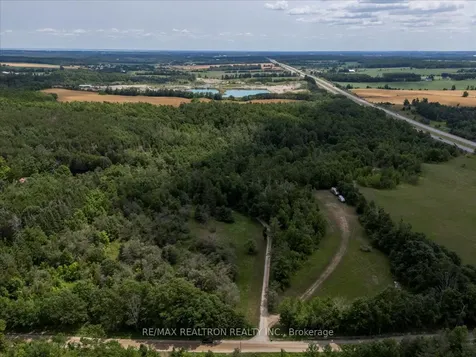 2089 Dwinnell Road Barrie ON L4M 4Y8