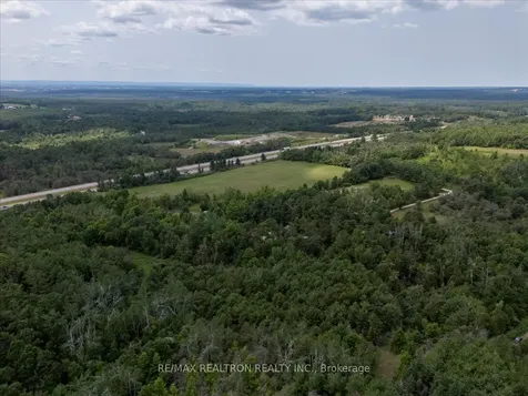 2089 Dwinnell Road Barrie ON L4M 4Y8