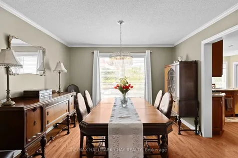 292 Leacock Drive Barrie ON L4N 6K2