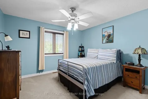 292 Leacock Drive Barrie ON L4N 6K2