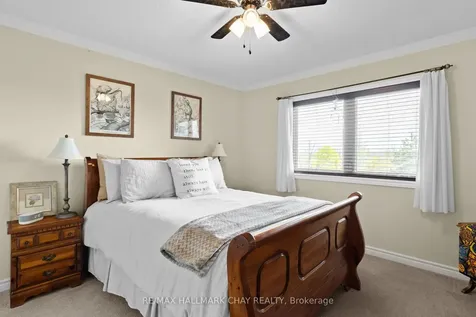 292 Leacock Drive Barrie ON L4N 6K2