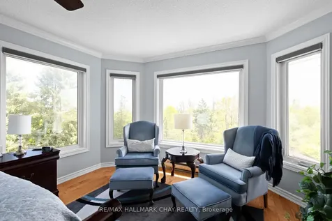 292 Leacock Drive Barrie ON L4N 6K2