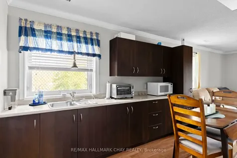 292 Leacock Drive Barrie ON L4N 6K2