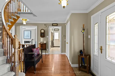 292 Leacock Drive Barrie ON L4N 6K2