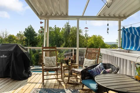 292 Leacock Drive Barrie ON L4N 6K2