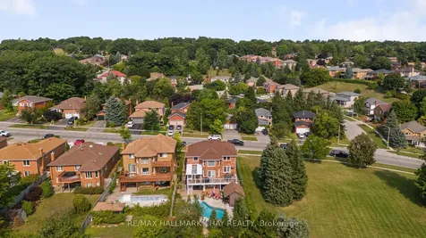 292 Leacock Drive Barrie ON L4N 6K2