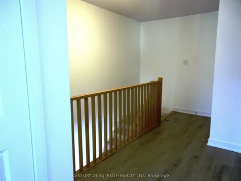 44 Red Maple Lane Barrie ON L9J 0N7