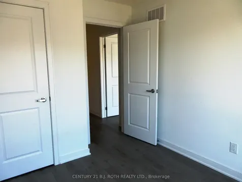 44 Red Maple Lane Barrie ON L9J 0N7